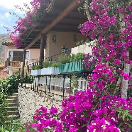 펜션 Sea View Bougainvillea 52 칼칸